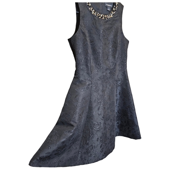 Liz Claiborne rose pattern black dress with bling neckline. Size 4 - Picture 4 of 5